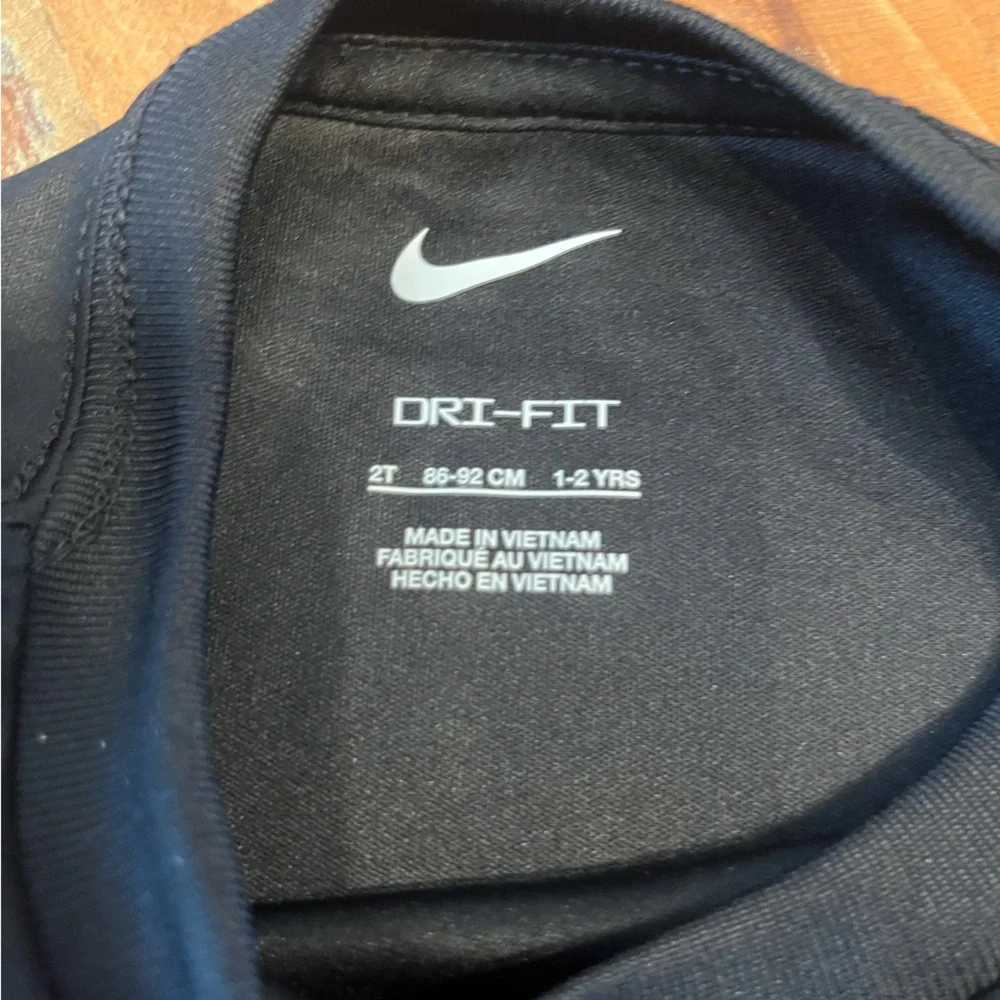 NWT Nike Boys 2 Piece Shorts Set - Picture 3 of 7